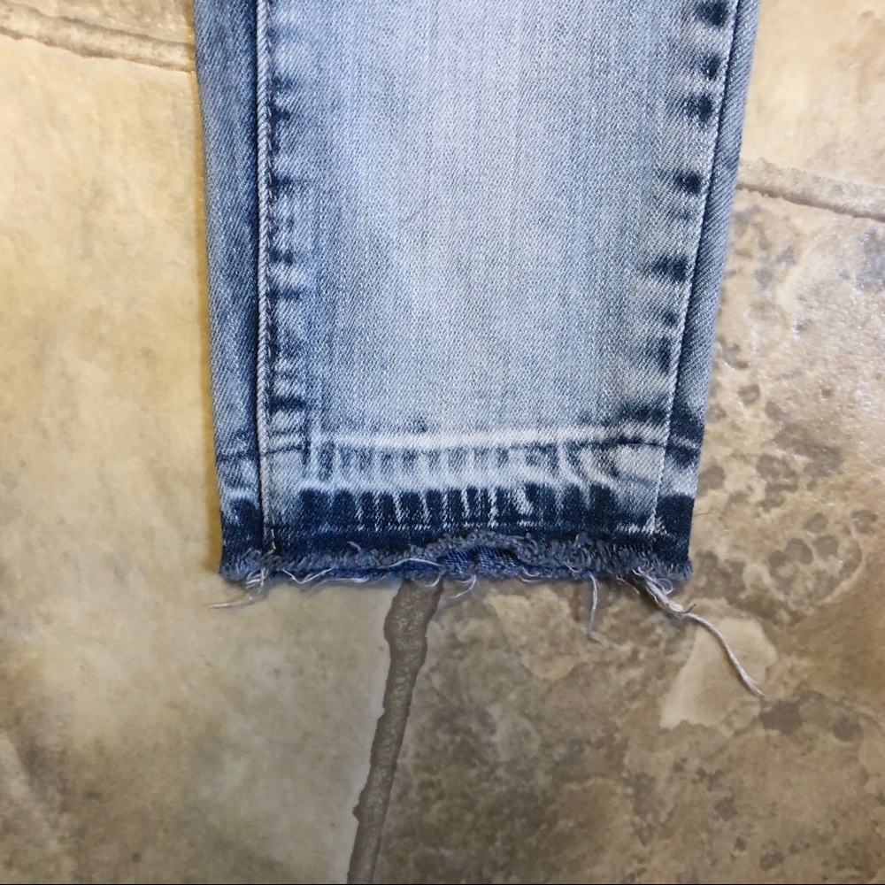 Bullhead Jeans - Picture 4 of 6